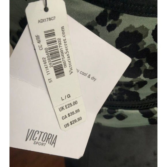 New Victoria's Sport Bra and Leggings Set - Picture 7 of 10